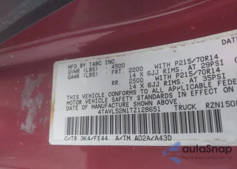 1996 Toyota Tacoma Xtracab z USA, uszkodzony, nr VIN 4TAVL52N1TZ128651